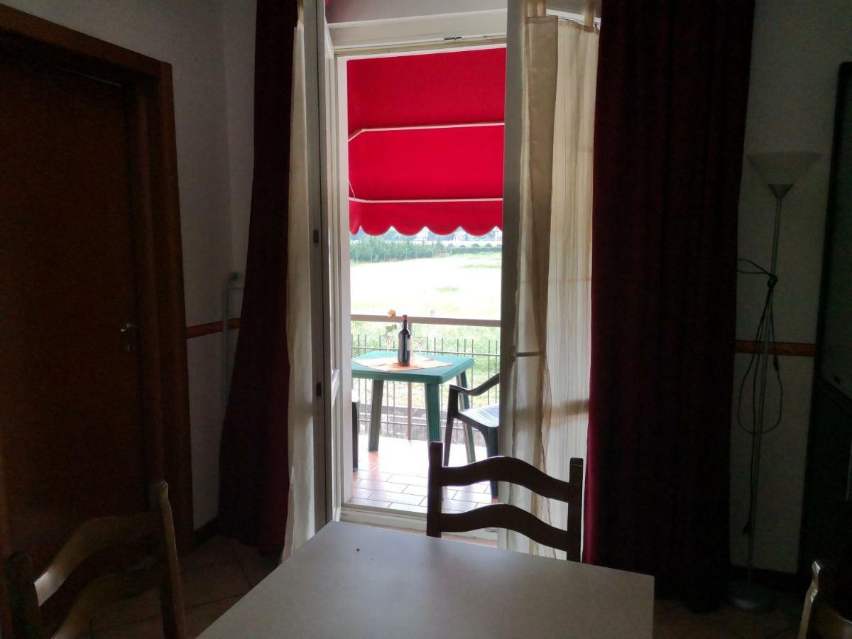 Ca' Del Sasso Guest House เวโรนา ภายนอก รูปภาพ