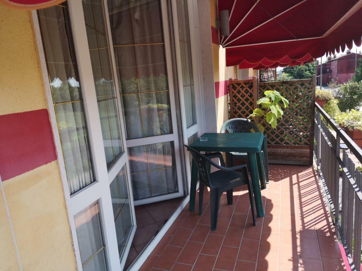 Ca' Del Sasso Guest House เวโรนา ภายนอก รูปภาพ