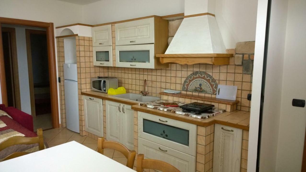 Ca' Del Sasso Guest House เวโรนา ภายนอก รูปภาพ
